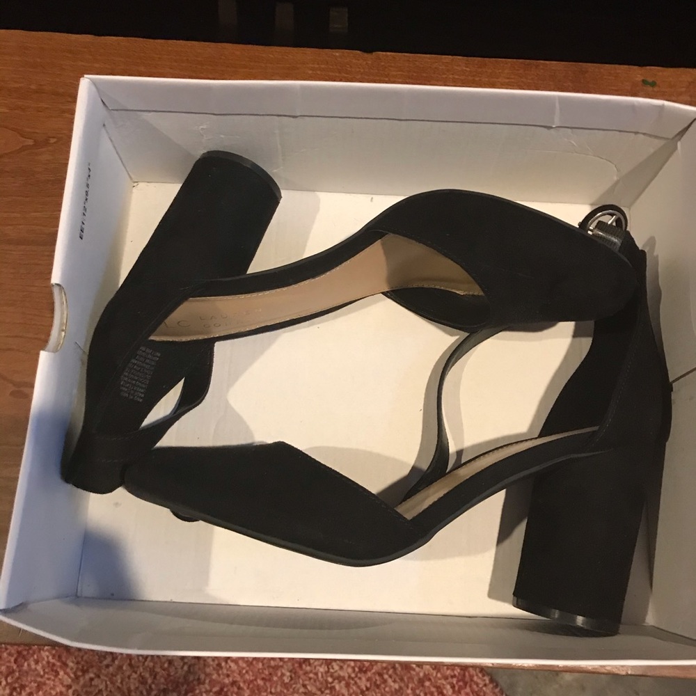 LC black heels
